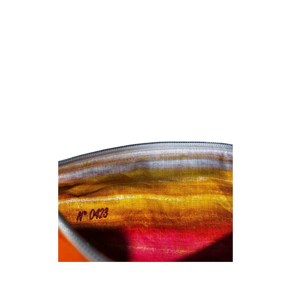 CLUTCH N. 423 – Collezione Estate 2026 | Pelle Martellata Arancio Monarca | Pezzo Unico-Borsa Artigianale di Lusso-Made in Italy - immagine 7