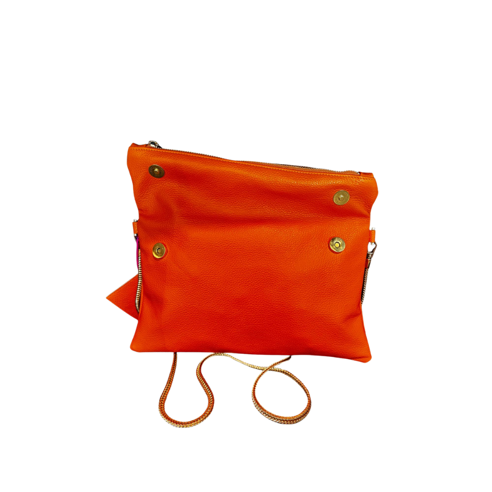 POCHETTE N. 424 – Collezione Estate 2026 | Pelle Martellata Arancio Monarca | Pezzo Unico-Borsa Artigianale di Lusso-Made in Italy - immagine 3