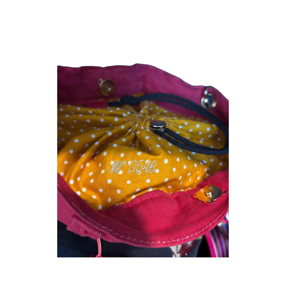 SECCHIELLO N. 546 – Collezione "Pin-up su Fragola" – Pezzo Unico – Borsa Artigianale di Lusso – Made in Italy - immagine 2